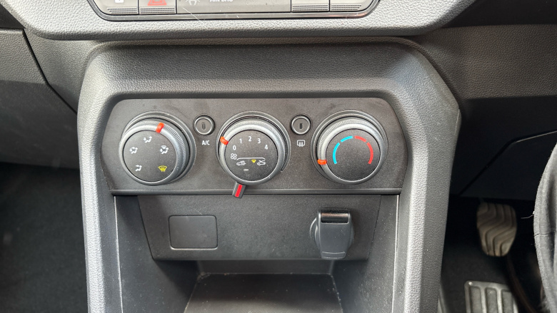 Dacia Sandero Stepway 1.0 TCe Essential 5dr Petrol Hatchback